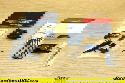 Klarus, Crimson Trace GL1, CMR-202 Accessories. Very Good. 1 Rechargeable Weapons Light with Rail
