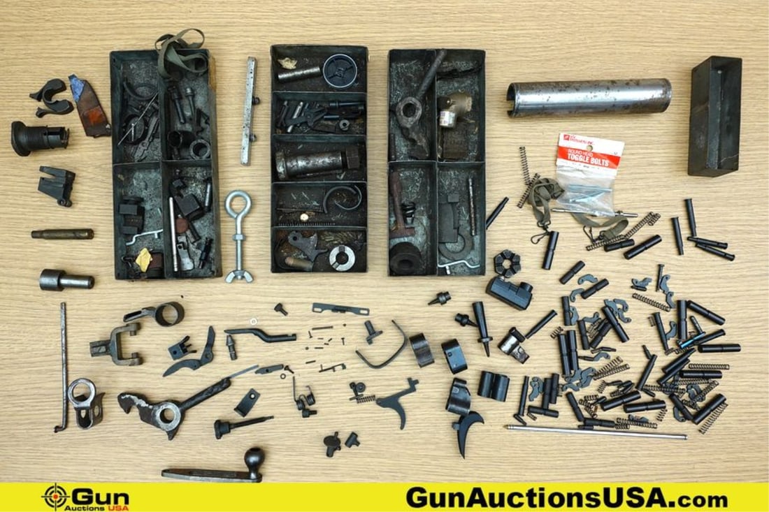 Military Surplus, Etc. Gun Parts, Etc. . Fair Condition. Assorted Gun Parts and Tools. . (77499): Military Surplus, Etc. Gun Parts, Etc. . Fair Condition. Assorted Gun Parts and Tools. . (77499) (GSCO95)