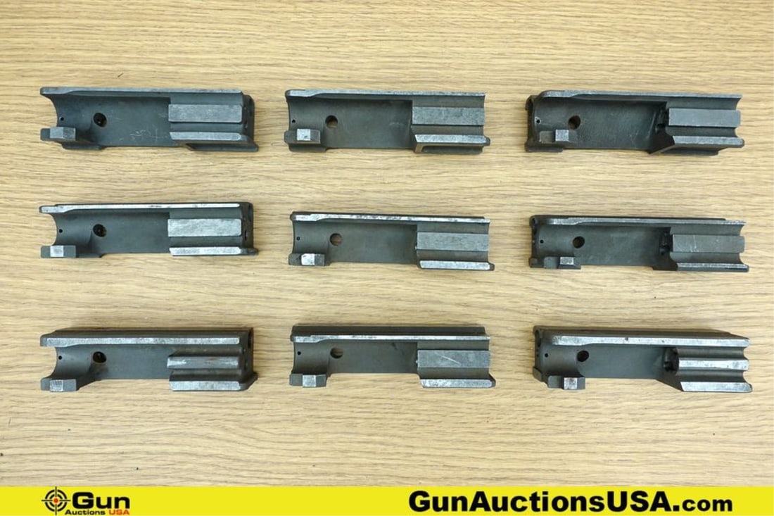 COLLECTOR'S Gun Parts. Good Condition. 9 UZI Bolts. (77078) (GSCN20): COLLECTOR'S Gun Parts. Good Condition. 9 UZI Bolts. (77078) (GSCN20)