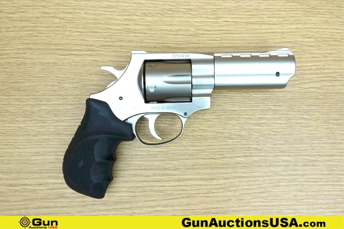 HWM EA/R .357 MAGNUM MATCHING NUMBERS Revolver. Very Good. 3.5" Barrel. Shiny Bore, Tight Action: HWM EA/R .357 MAGNUM MATCHING NUMBERS Revolver. Very Good. 3.5" Barrel. Shiny Bore, Tight Action MATCHING NUMBERS on Frame and Crane Arm. Features a Six Shot Fluted Cylinder, HEAVY Barrel, Smooth SA/D
