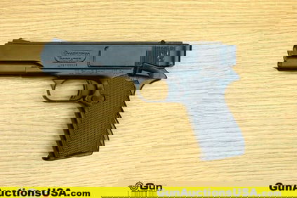 Crossman MARKSMAN REPEATER .177 Pistol. Good condition, Normal Handling Marks, Scattered Spotting