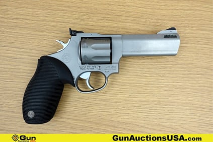 TAURUS 627 TRACKER .357 MAGNUM Revolver. Very Good. 4" Barrel. Shiny Bore, Tight Action Features a