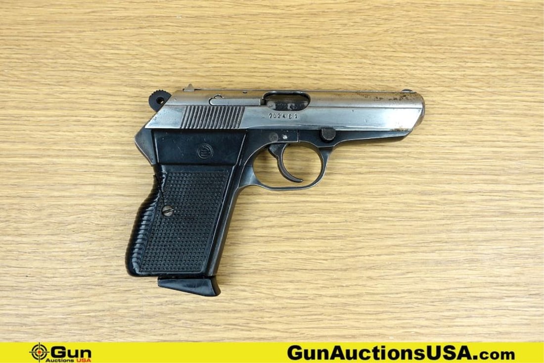 CZ VIZOR 70 7.65 Pistol. Good condition, Normal Handling Marks, Scattered Spotting and/or Pitting.: CZ VIZOR 70 7.65 Pistol. Good condition, Normal Handling Marks, Scattered Spotting and/or Pitting. 3.5" Barrel. Shiny Bore, Tight Action Semi Auto Features Fixed Front Sight, Drift Adjustable Rear Sig
