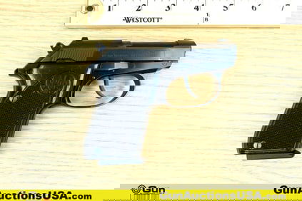 BERETTA 3032 TOMCAT .32 AUTO Pistol. Very Good. 2.5" Barrel. Shiny Bore, Tight Action Semi Auto