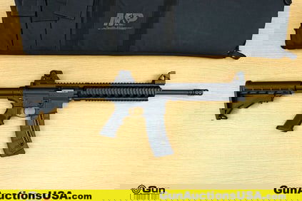 S&W M&P 15-22 .22 LR Rifle. Excellent. 16" Barrel. Shiny Bore, Tight Action Semi Auto An AR 15