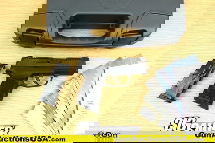 Sig Sauer P365 9mmx19 OPTICS READY Pistol . Excellent. 3" Barrel. Shiny Bore, Tight Action Semi Auto