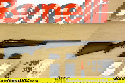 Benelli LUPO 30-06SPRG THREADED BARREL Rifle. Like New. 22.5" Barrel. Shiny Bore, Tight Action Bolt