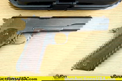 Remington Rand M 1911 .45 ACP COLLECTOR'S Pistol. Good condition, Normal Handling Marks, Scattered