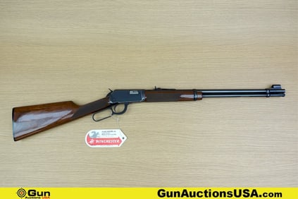 Winchester 9422 M XTR .22 WIN MAGNUM Rifle. Excellent. 20" Barrel. Shiny Bore, Tight Action Lever