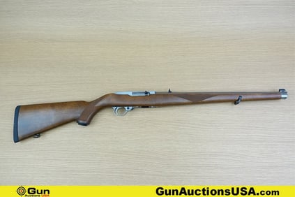 RUGER 10/22 CARBINE .22 LR Rifle. Excellent. 18.5" Barrel. Shiny Bore, Tight Action Semi Auto A TRUE