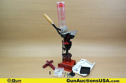 MEC 8567 GRABBER Reloading Press. Good Condition. One Shot Shell Reloading Press, with manual. .