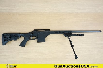 SAVAGE 10 6.5 CREEDMOOR THREADED BARREL Rifle. Excellent. 24" Barrel. Shiny Bore, Tight Action Bolt