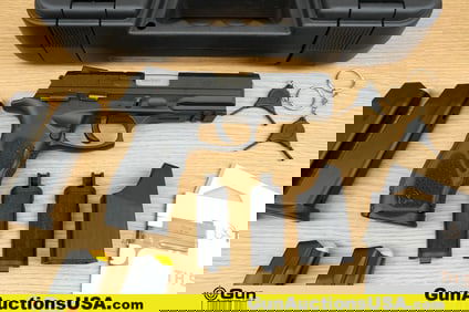 TAURUS TH9 9X19 Pistol. Excellent. 4.25" Barrel. Shiny Bore, Tight Action Semi Auto Features a Drift