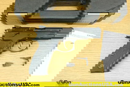 CZ 75B 9mm Pistol. Excellent. 4.5" Barrel. Shiny Bore, Tight Action Semi Auto Features a Pinned