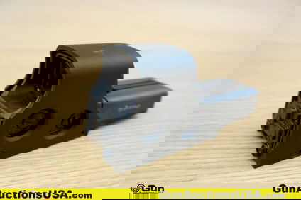 EoTech/L3 Sight. Good Condition. One Holographic Sight. MILITARY AND LAW ENFORCEMENT MARKED. Glass