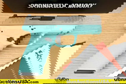 Springfield HELLCAT PRO 9X19 Pistol . Excellent. 3.5" Barrel. Shiny Bore, Tight Action Semi Auto A