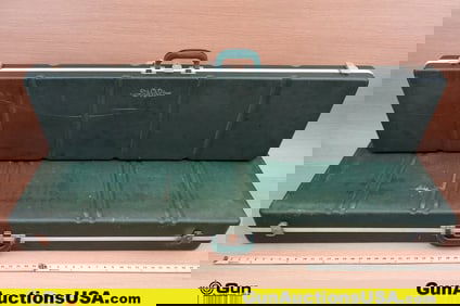 LOCAL PICK UP ONLY Wally Tabor, Presto Lock Long Gun Cases. Good Condition. LOCAL PICK UP ONLY. Two