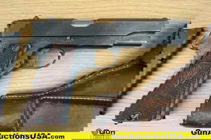 F.B.RADOM VIS 35 9mm COLLECTOR'S Pistol. Good condition, Normal Handling Marks, Scattered Spotting