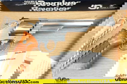 S&W 629-1 .44 MAGNUM DIRTY HARRY'S STOCKING STUFFER Revolver. Very Good. 5.75" Barrel. Shiny Bore,