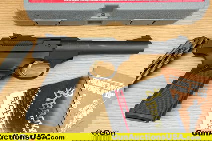 BROWNING BUCK MARK .22 LR Pistol . Very Good. 5.5" Barrel. Shiny Bore, Tight Action Semi Auto