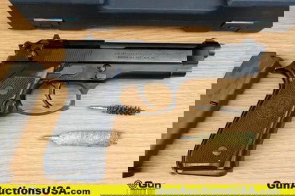 PIETRO BERETTA 92F 9MM PARA Pistol. Good condition, Normal Handling Marks. 4 7/8" Barrel. Shiny