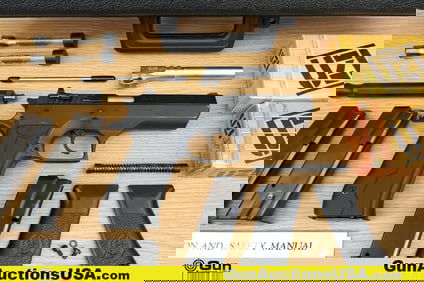 ISRAEL MILITARY JERICHO 941 9X19 ORIGINAL JERICHO Pistol. Very Good. 4 3/8" Barrel. Shiny Bore,