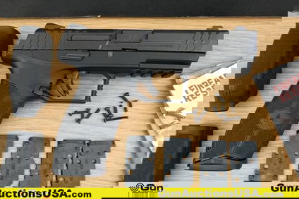 IWI Mosada 9mm Pistol. Excellent. 4" Barrel. Shiny Bore, Tight Action Semi Auto Features a Drift