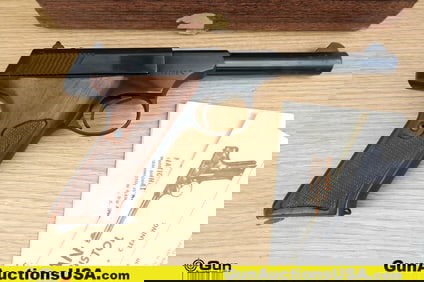 COLT HUNTSMAN .22 LR Pistol. Good Condition, Normal Handling Marks. 4 5/8" Barrel. Shiny Bore, Tight