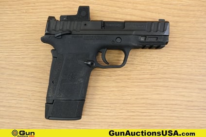 S&W Equalizer 9mm Pistol. Excellent. 3.5" Barrel. Shiny Bore, Tight Action Semi Auto This 9mm