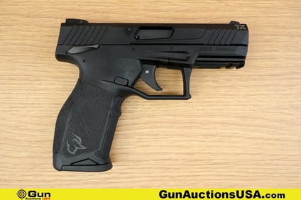 Taurus TX22 .22 LR APPEARS UNFIRED Pistol. Excellent. 4" Barrel. Semi Auto Features a Fixed Barrel,