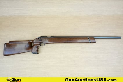 H&R 5200 22 L.R. MATCH Rifle. Excellent. 28" Barrel. Shiny Bore, Tight Action Bolt Action Features a