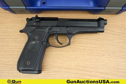 BERETTA 92FS 9MM PARA Pistol. Good Condition, Normal Handling Marks. 4 7/8" Barrel. Shiny Bore,