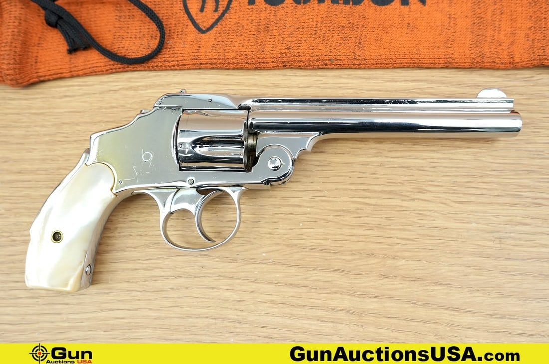 S&W TOP BREAK .38 Cal. COLLECTOR'S Revolver. Very Good. 5" Barrel. Shiny Bore, Tight Action MATCHING: S&W TOP BREAK .38 Cal. COLLECTOR'S Revolver. Very Good. 5" Barrel. Shiny Bore, Tight Action MATCHING NUMBERS on Cylinder and Frame! Features a High Polished Steel Finish, Five Shot Fluted Cylinder, Fi