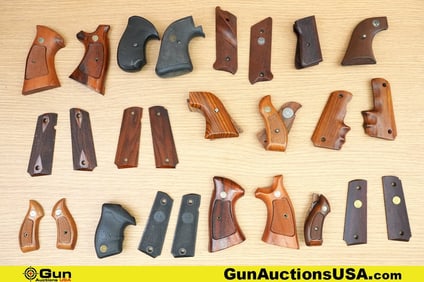 Colt, Taurus, Pachmayr, etc. . Good Condition. Grips 17 Sets of Assorted Grips. . (80643) (GSCM47)