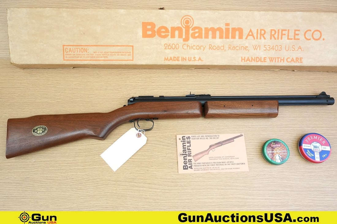 Benjamin 347 BB Rifle. Excellent. Benjamin Model 347 BB AIR RIFLE. 4.5mm, Approx.: Benjamin 347 BB Rifle. Excellent. Benjamin Model 347 BB AIR RIFLE. 4.5mm, Approx. 600 Pellets, with Box and papers. . (81717) (GSCD82)