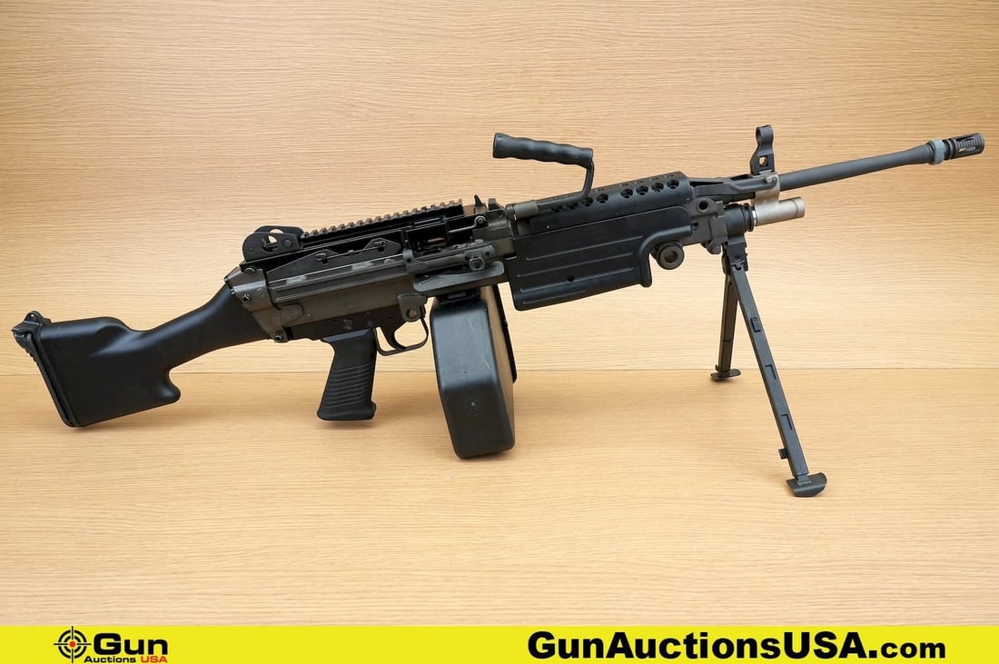 FN FN249S 5.56 MM BELT FED Rifle. Excellent. 20" Barrel. Shiny Bore, Tight Action Semi Auto Semi (1 of 20)