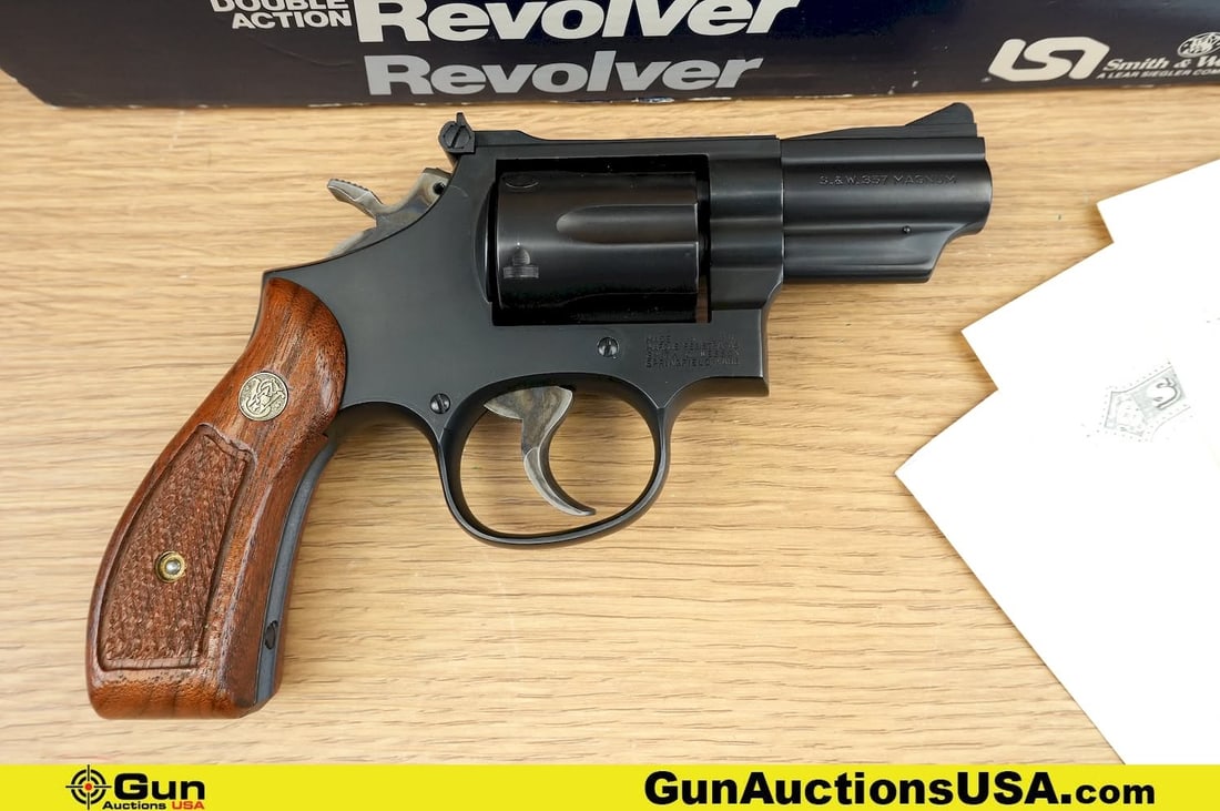 S&W 19-5 .357 MAGNUM APPEARS UNFIRED Revolver. Excellent. 2.5" Barrel. STUNNING and COLLECTIBLE! (1 of 16)