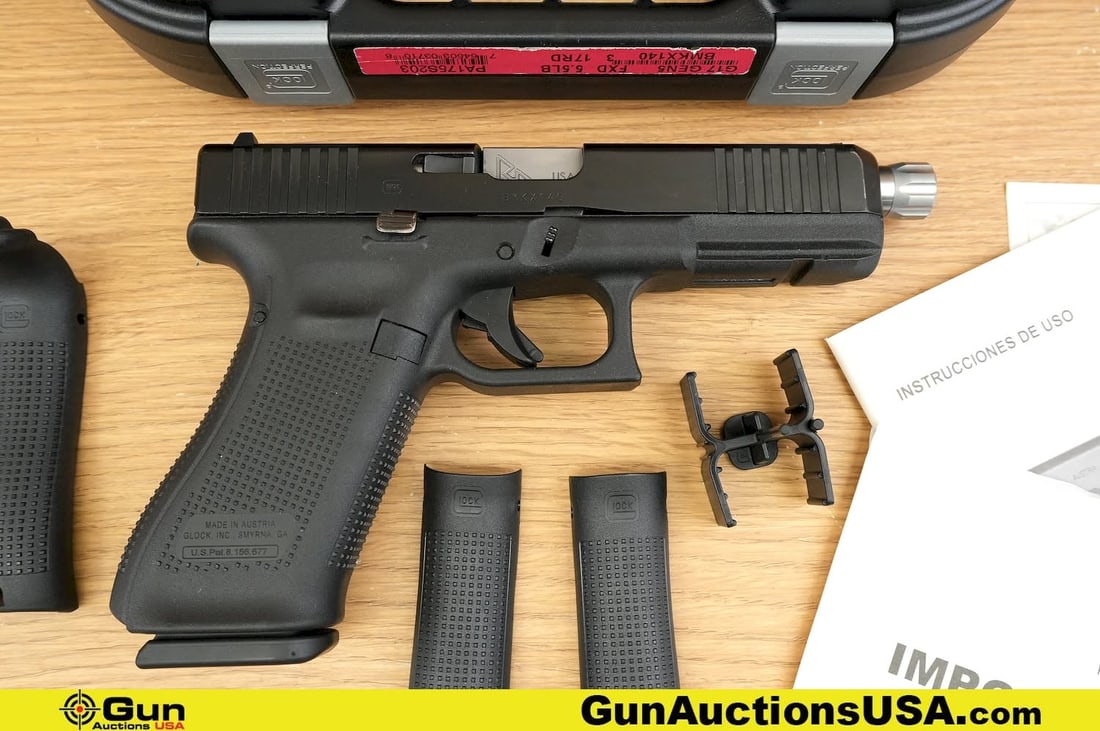 Glock 17 Gen 5 9X19 THREADED BARREL Pistol. Excellent. 5" Barrel. Shiny Bore, Tight Action Semi Auto (1 of 17)