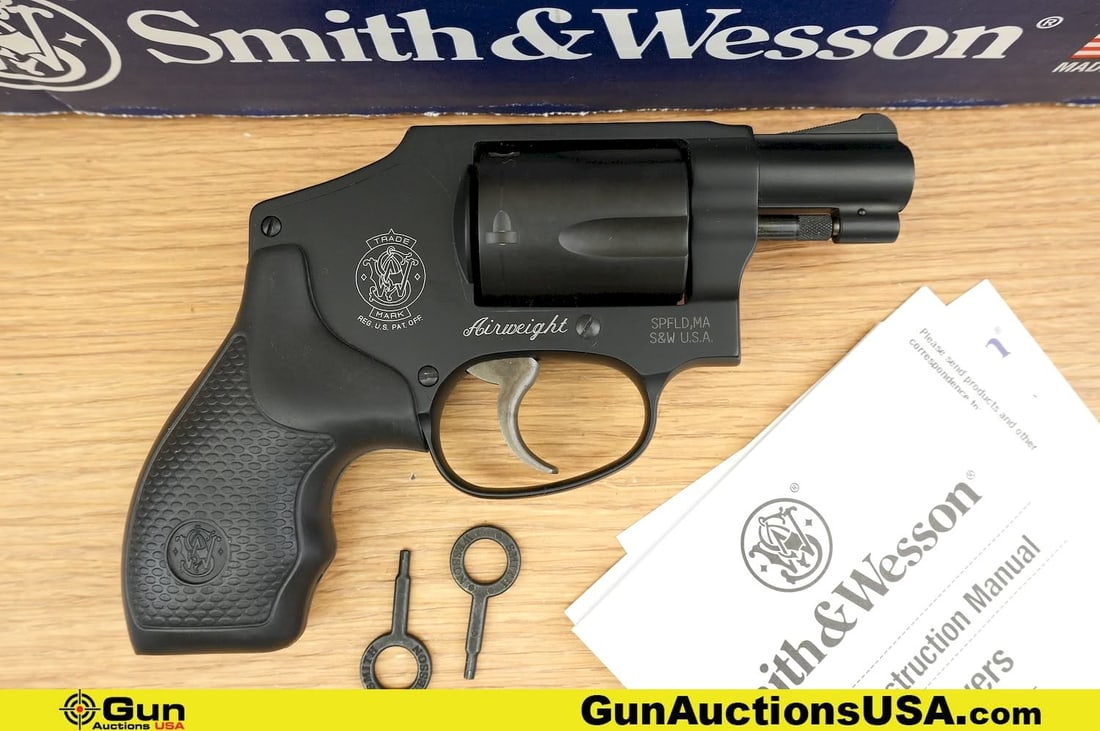 S&W 442-2 AIRWEIGHT .38 S&W SPL+P Revolver. Excellent. 1 7/8" Barrel. Shiny Bore, Tight Action (1 of 12)