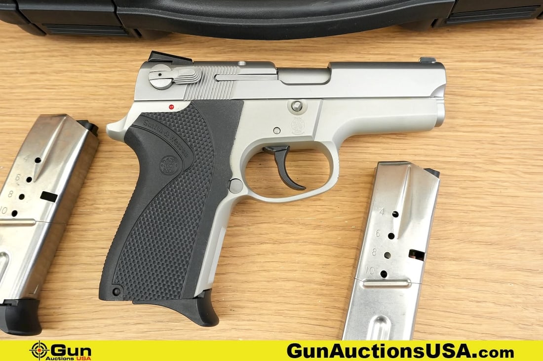 S&W 6906 9MM PARA 3rd GEN Pistol . Excellent. 3.5" Barrel. Shiny Bore, Tight Action Semi Auto (1 of 14)