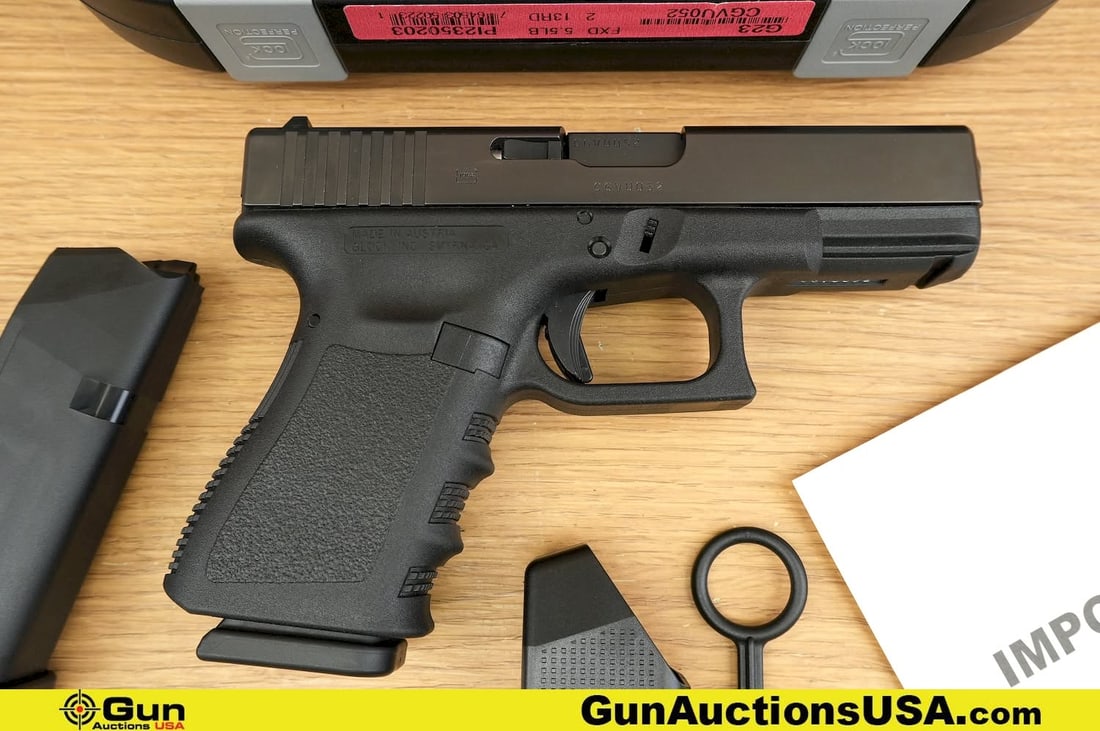 Glock 23 .40 S&W GEN 3 Pistol . Excellent. 4" Barrel. Shiny Bore, Tight Action Semi Auto This Great (1 of 19)
