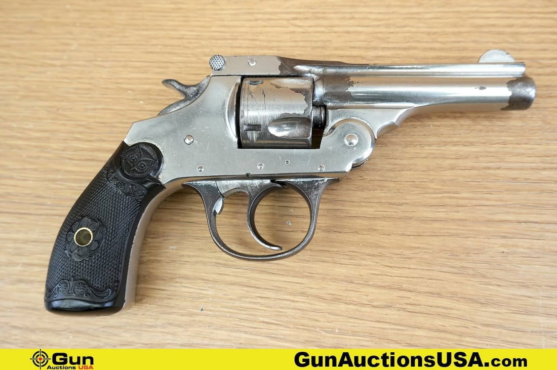 IVER JOHNSON BREAKTOP .32 S&W Revolver. Good Condition, Normal Handling Marks. Shiny Bore, Tight: IVER JOHNSON BREAKTOP .32 S&W Revolver. Good Condition, Normal Handling Marks. Shiny Bore, Tight Action Featuring a Fixed Front Sight, Trench Style Rear Sight, a unique break top design, allowing for