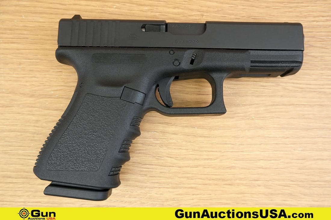 Glock 23 .40 S&W Pistol . Very Good. 3 7/8" Barrel. Shiny Bore, Tight Action Semi Auto Featuring a (1 of 10)