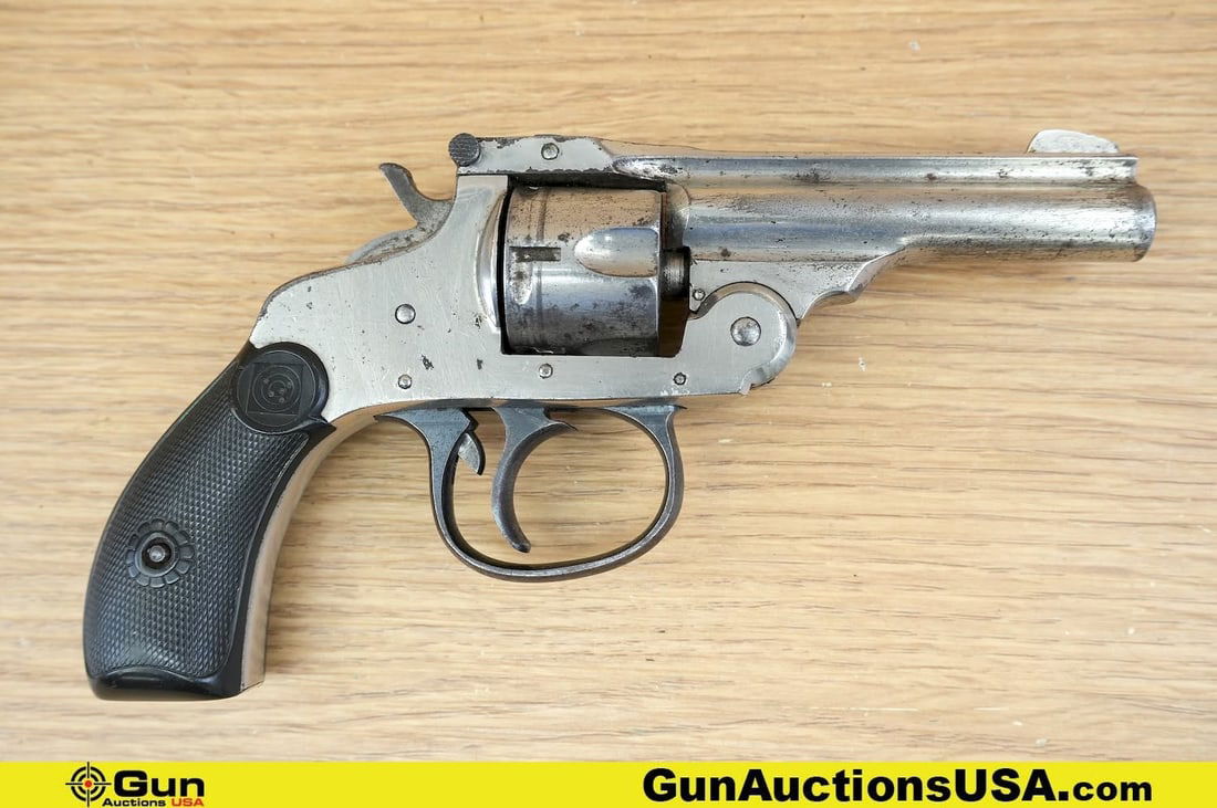 H&R TOP BREAK .32 S&W Revolver. Needs Repair. 3" Barrel. This vintage top-break revolver features a (1 of 9)