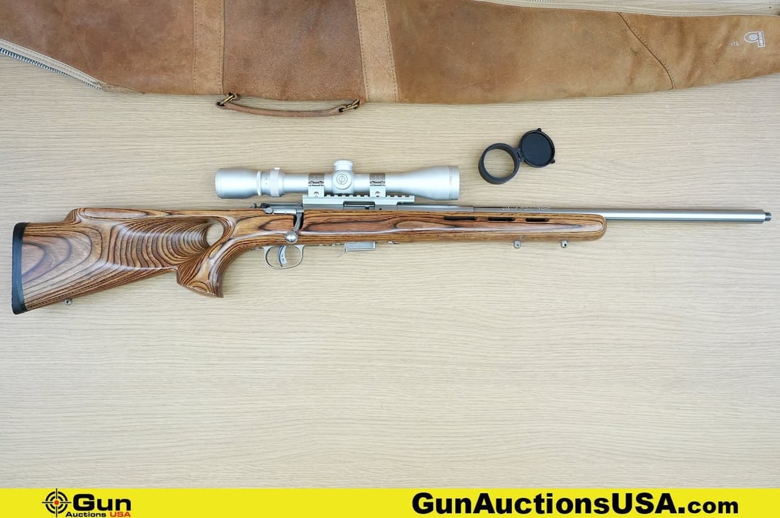 SAVAGE 93R17 .17 HMR THREADED BARREL Rifle. Very Good. 21" Barrel. Shiny Bore, Tight Action Bolt (1 of 20)