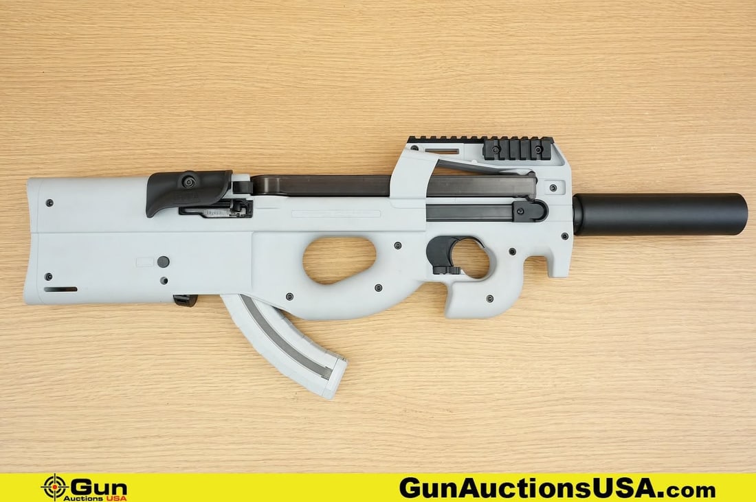 Ruger 10/22 .22LR Bull Pup Rifle. Good Condition, Normal Handling Marks. 18" Barrel. Shiny Bore, (1 of 17)