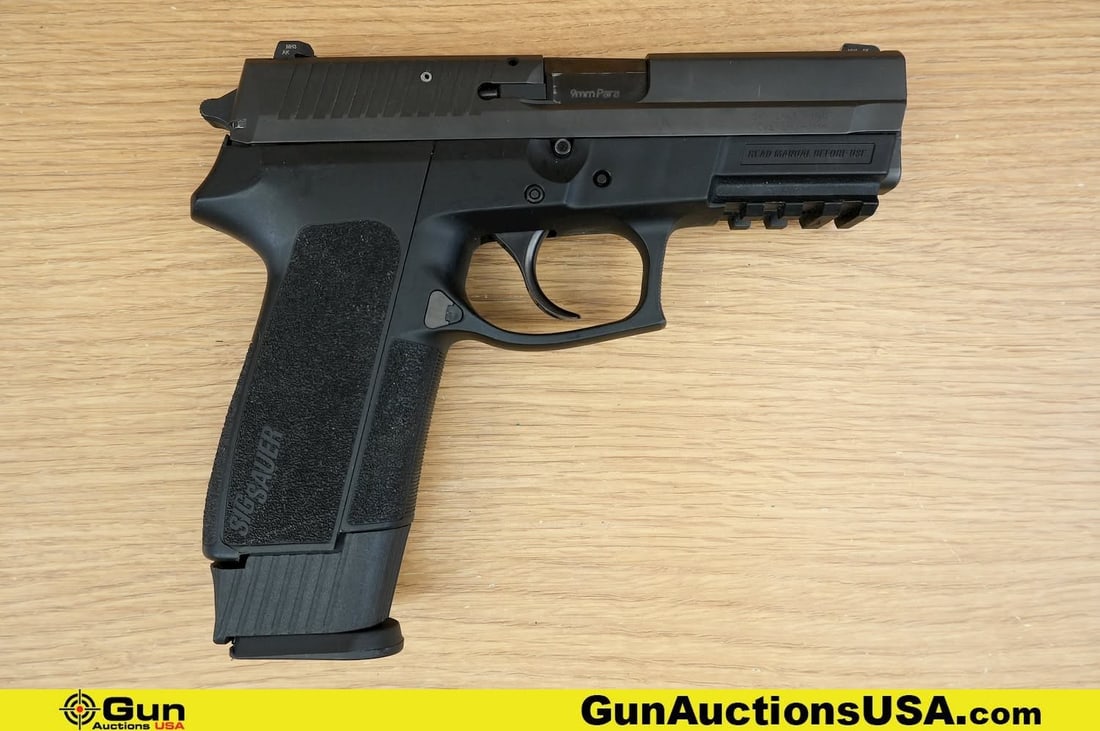 SIG SAUER SP2022 9MM PARA Pistol. Good Condition, Normal Handling Marks. 4" Barrel. Shiny Bore, (1 of 11)