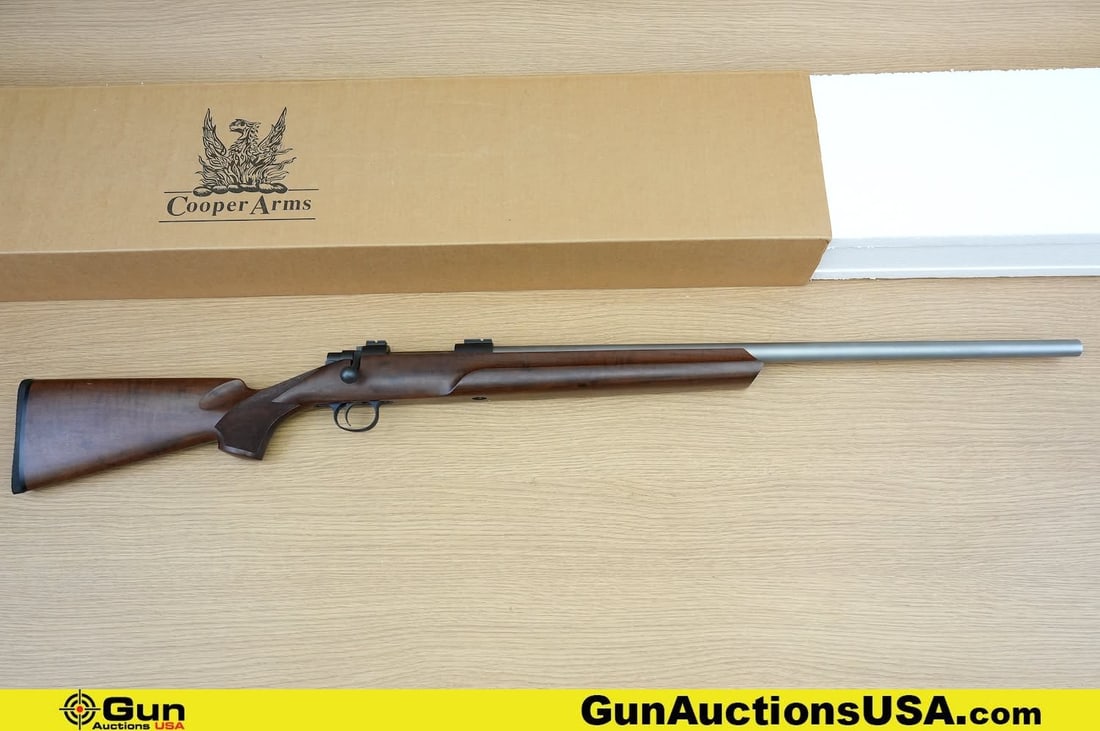 COOPER FIREARMS OF MONTANA, INC. Model 22--- .257 ACKLEY IMPROVED FREE FLOAT BARREL RIFLE. (1 of 18)