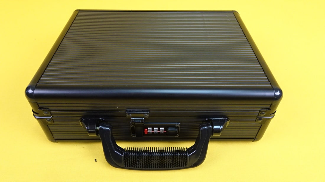 2nd Amendment B10 Multi-Layer Pistol Case. NEW in Box. Measures 12x9x4.5. Double-layered Foam.: 2nd Amendment B10 Multi-Layer Pistol Case. NEW in Box. Measures 12x9x4.5. Double-layered Foam. Capacity for 2-4 pistols. Airline Approved. Manufactured in Aluminum & High Impact ABS Thermoplastic Resu