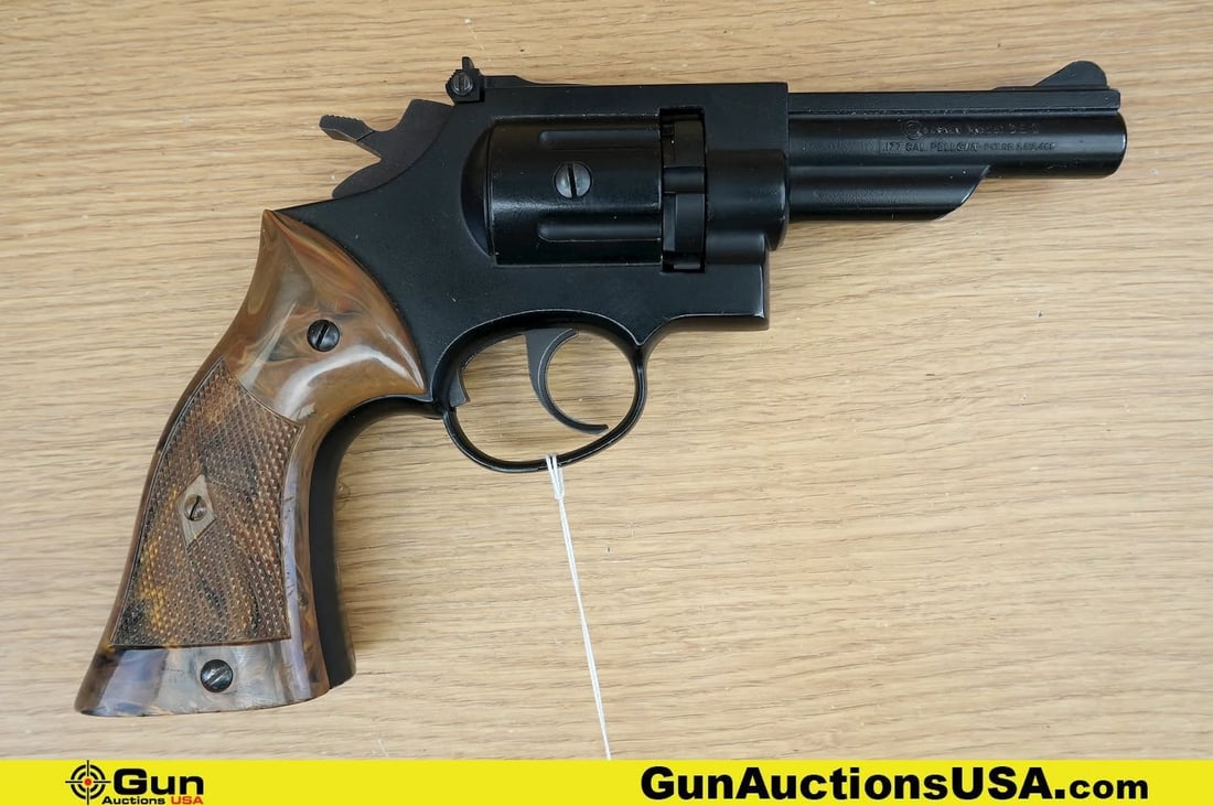 Crossman 38C .177 . Excellent. 3" Barrel. Co2 PELLET Pistol. One Co2 Pellet Pistol, Six Shot Rotary (1 of 6)